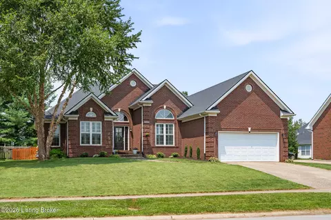13122 Willow Forest Dr, Louisville, KY 40245