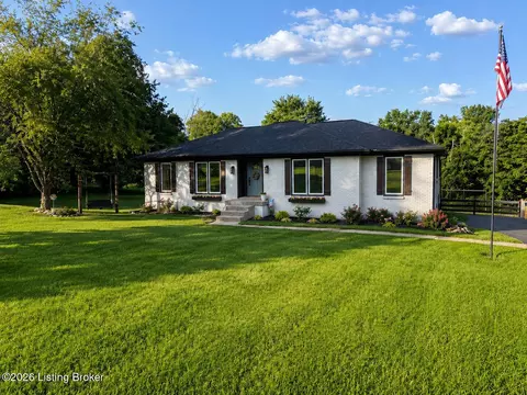 3612 Echo Valley Circle Cir, La Grange, KY 40031