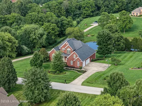 4009 Lake Ridge Way, Crestwood, KY 40014