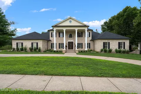 803 Foxfire Rd, Elizabethtown, KY 42701