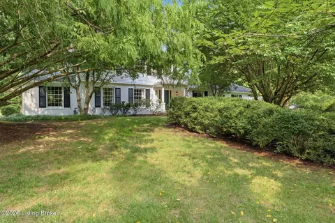 12609 Crest Arm Rd, Anchorage, KY 40223