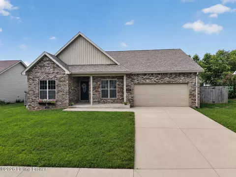 204 Robert East Ct, Vine Grove, KY 40175