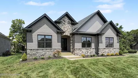 10427 Martinside Dr, Louisville, KY 40291