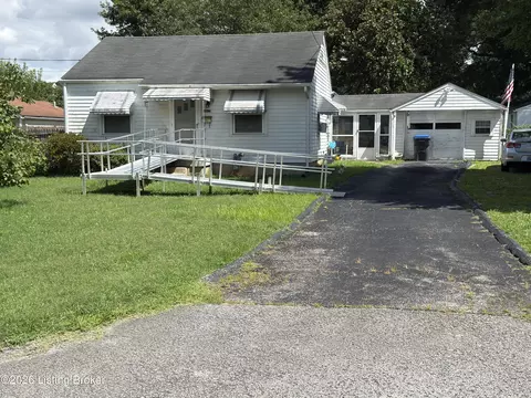 4923 Pentose Ave, Louisville, KY 40216