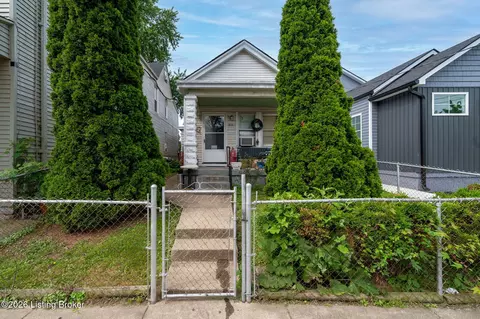 916 Ash St, Louisville, KY 40217
