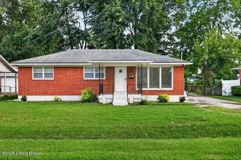 4312 Flintlock Dr, Louisville, KY 40216