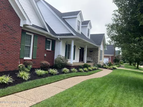 4207 Bryant Park Dr, Louisville, KY 40299