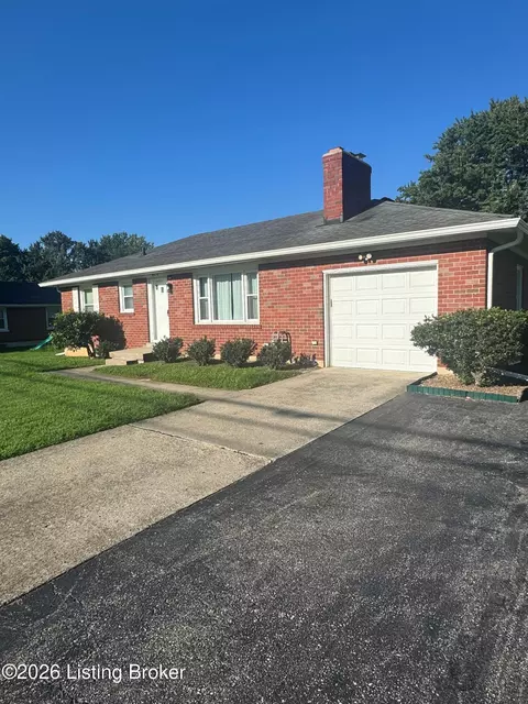 9910 Stonestreet Rd, Louisville, KY 40272