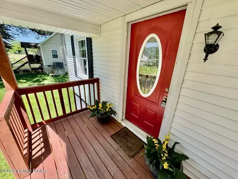 55 Green St, Springfield, KY 40069 photo 3
