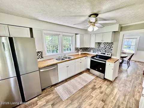 55 Green St, Springfield, KY 40069 photo 6
