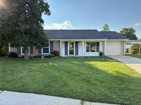 9801 Tucson Ct, Louisville, KY 40223