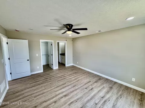Bedroom - 1612 Old Perryville Loop, Springfield, KY 40069 photo 1 of 4