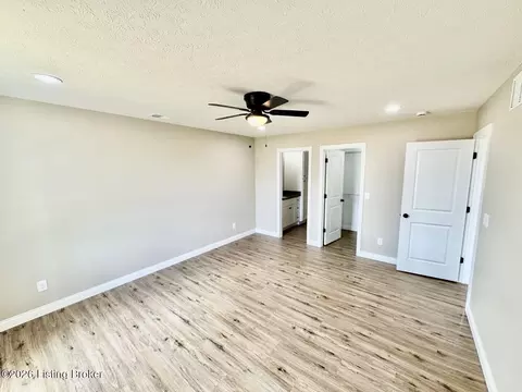 Bedroom - 1634 Old Perryville Loop, Springfield, KY 40069 photo 1 of 5