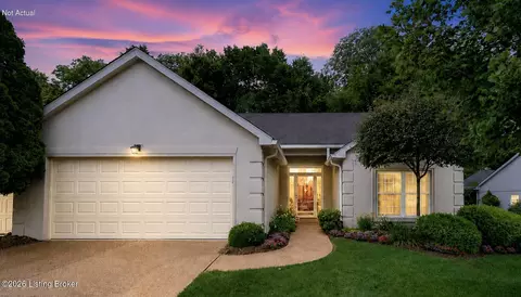 533 Village Lake Dr, Louisville, KY 40245