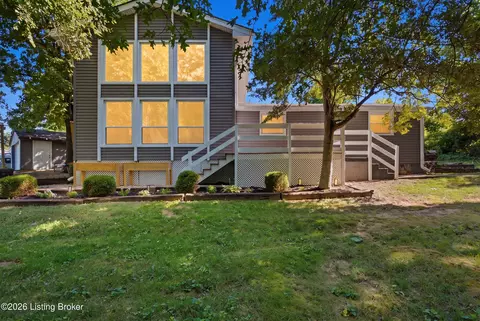 2009 Lonesome Hollow Rd, Louisville, KY 40272