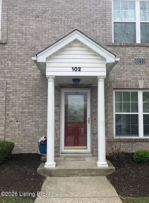 6010 Wooded Creek Dr #102, Louisville, KY 40291
