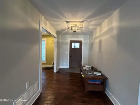 Entry Way - 1695 Hall Simpson Rd, Loretto, KY 40037 photo 1 of 3