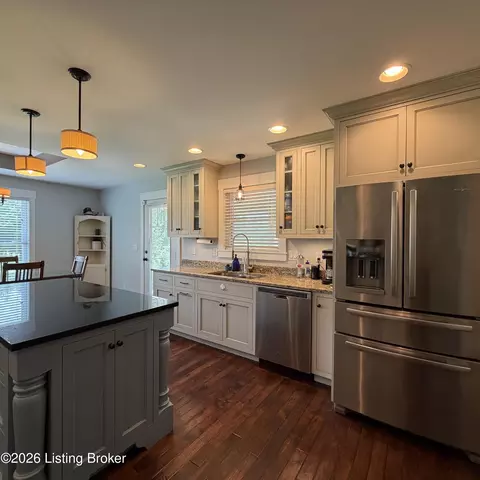 Kitchen - 1695 Hall Simpson Rd, Loretto, KY 40037 photo 2 of 10