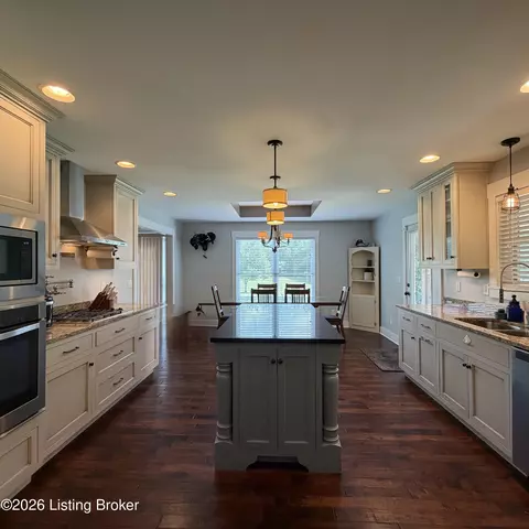 Kitchen - 1695 Hall Simpson Rd, Loretto, KY 40037 photo 1 of 10