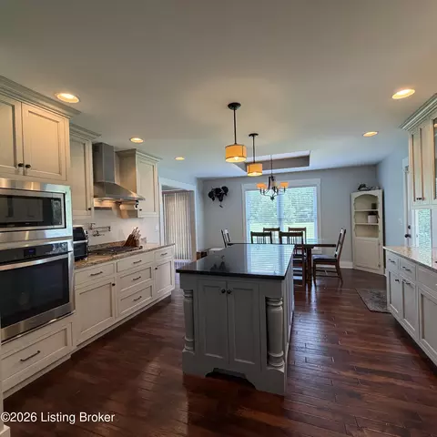 Kitchen - 1695 Hall Simpson Rd, Loretto, KY 40037 photo 3 of 10