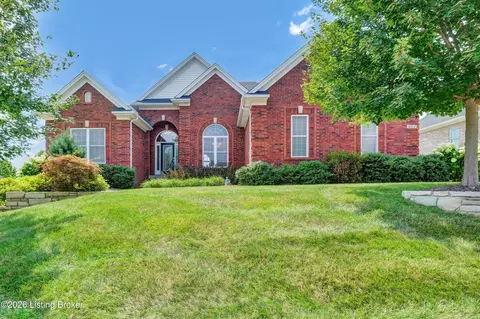 5512 Valley Park Dr, Louisville, KY 40299