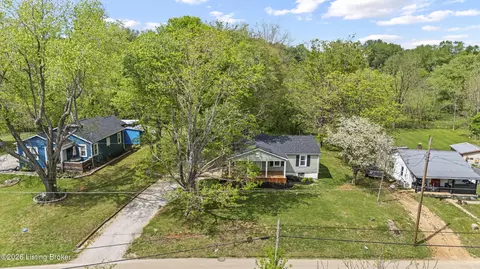 View/Area - 840 E Walnut St, Corydon, IN 47112 photo 2 of 3