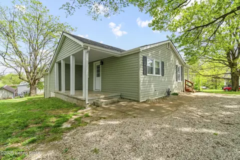 Exterior - 840 E Walnut St, Corydon, IN 47112 photo 1 of 6