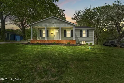 Exterior - 840 E Walnut St, Corydon, IN 47112 photo 6 of 6