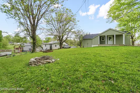 Exterior - 840 E Walnut St, Corydon, IN 47112 photo 5 of 6