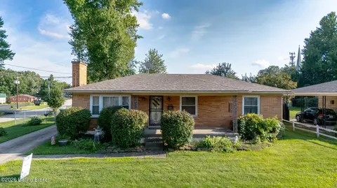 2300 Quinn Dr, Louisville, KY 40216