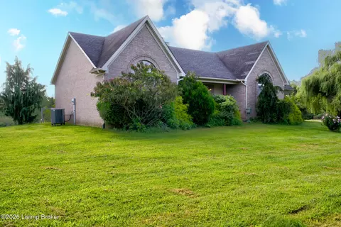 Exterior - 2660 Wolf-pen Rd, Pendleton, KY 40055 photo 11 of 13