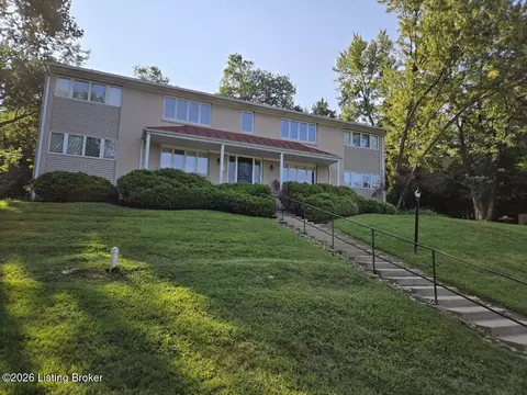 4116 Stoneview Dr #4, Louisville, KY 40207