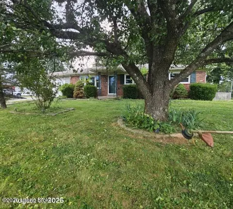 845 Bleemel Ln, Mount Washington, KY 40047