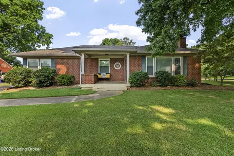 17 Narwood Dr, Louisville, KY 40299