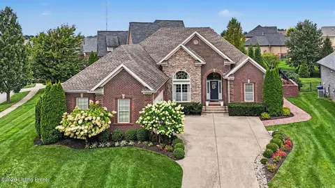 11111 Pebble Creek Dr, Louisville, KY 40241