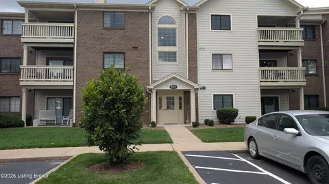 8415 Ambrosse Ln #208, Louisville, KY 40299