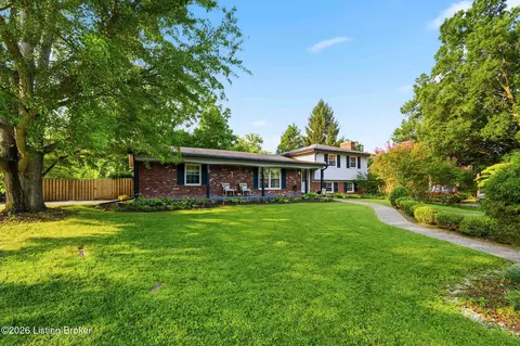 9604 Somerford Ct, Louisville, KY 40242