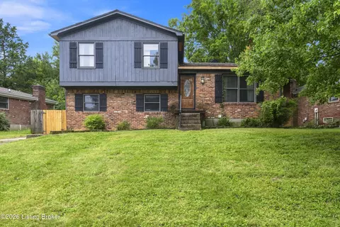 10806 Cherry Grove Ct, Louisville, KY 40299