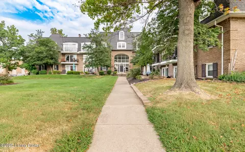 2845 Hikes Ln #102, Louisville, KY 40218