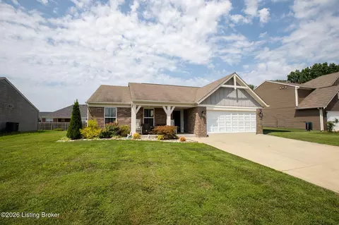 111 Gadwall Ct, Shepherdsville, KY 40165