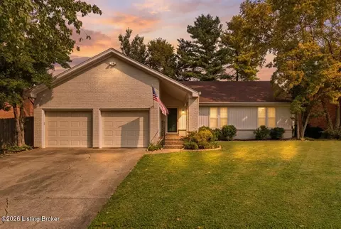 11717 Robinlynn Ln, Louisville, KY 40243