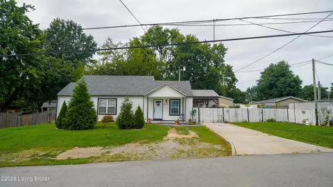 3319 Farnsley Rd, Louisville, KY 40216