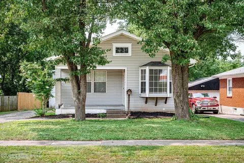 608 Country Club Rd, Louisville, KY 40206