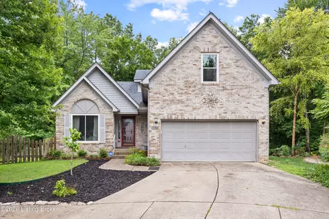 6425 Labor Ln, Louisville, KY 40291