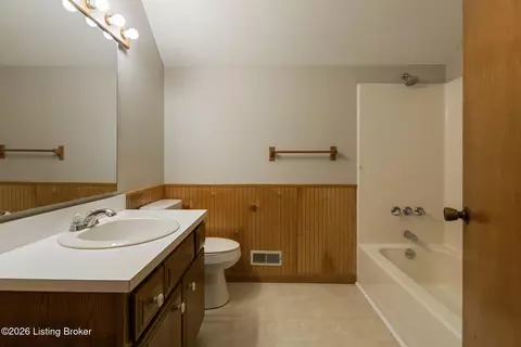 Bath - 3716 Valley Creek Dr, Pendleton, KY 40055 photo 2 of 2