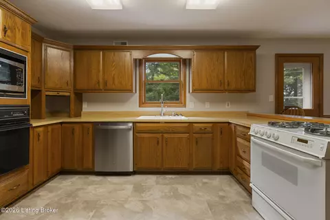 Kitchen - 3716 Valley Creek Dr, Pendleton, KY 40055 photo 1 of 3