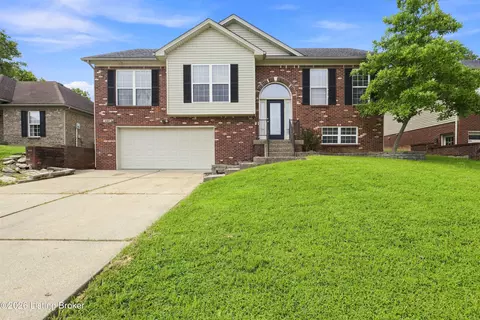 396 Oakview Dr, Shelbyville, KY 40065