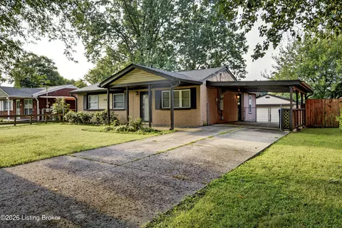 718 Glengarry Dr, Louisville, KY 40118
