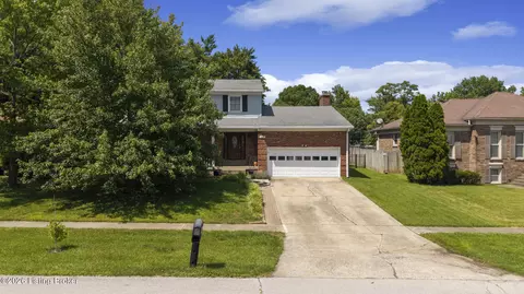 11911 Running Creek Rd, Louisville, KY 40243