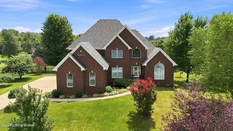 12218 Ridgeview Dr, Goshen, KY 40026